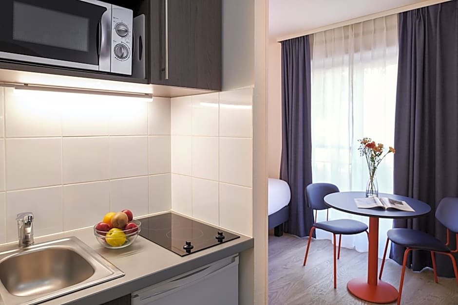 Adagio Access Nantes Viarme Aparthotel