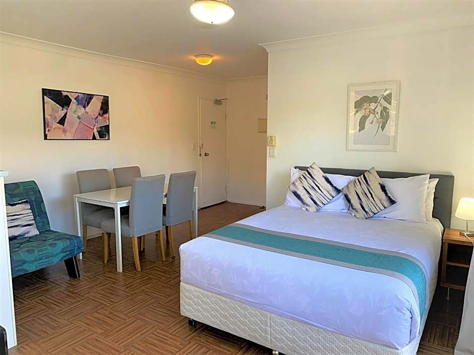 Broadwater Keys Holiday Apartments