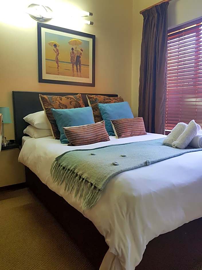 Photo 1 of 7 of Double Room