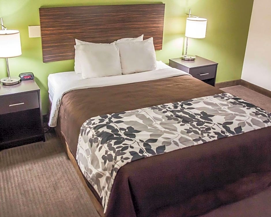 Garner Topeka West By IHG