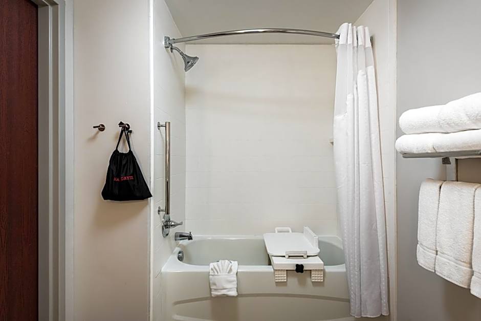 Holiday Inn Express Hotel & Suites Bartow By IHG