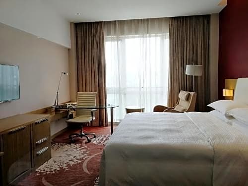 Four Points by Sheraton Tai'an