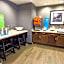 Hampton Inn By Hilton & Suites Pittsburgh/Harmarville