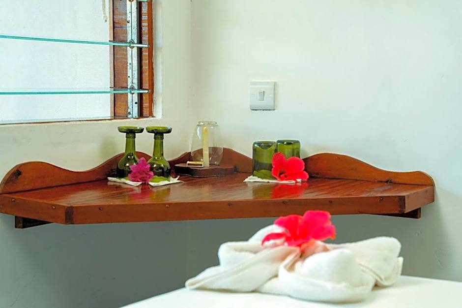 Basecamp Mafía Island