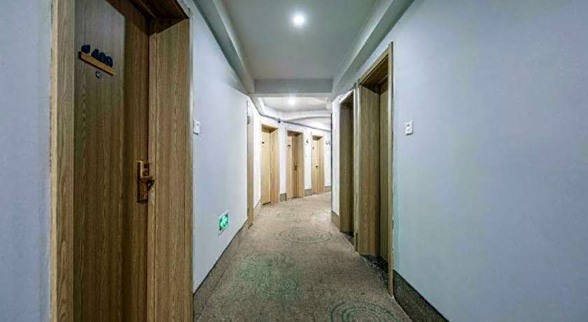 Greentree Inn Jiaxing Tongxiang Tudian Express Hotel