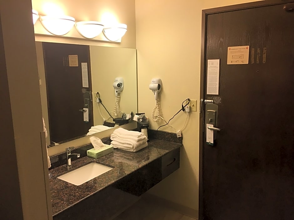 Quality Inn Milwaukee Route 45