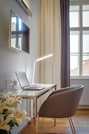 Quadruple Room with Bath