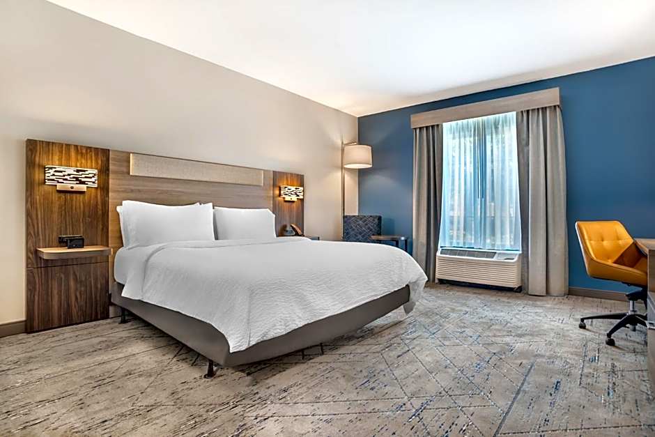Holiday Inn Express Phenix City-Columbus By IHG