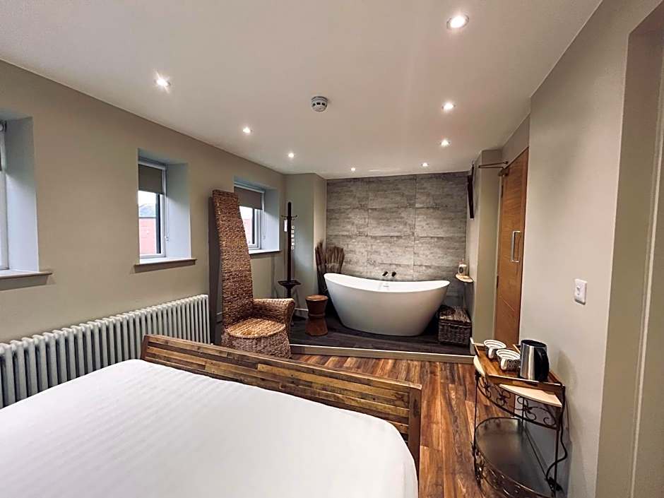 The Believe Boutique (Believe Bar & Bedrooms)