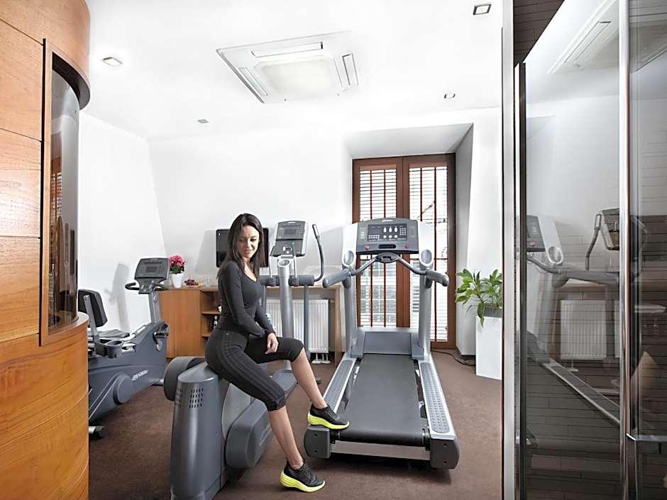 Bayjonn Boutique Hotel