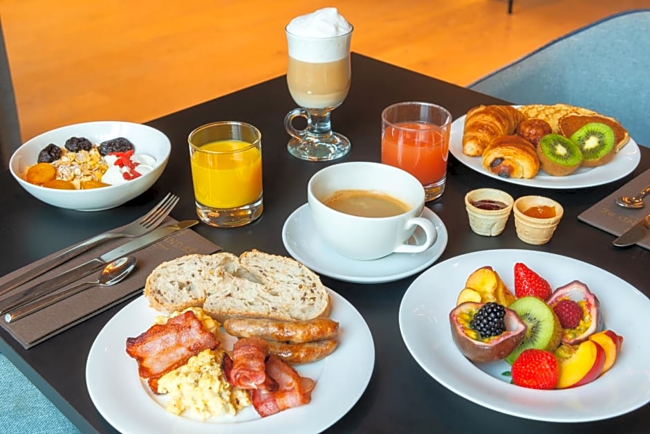 Golden Tulip Saint Malo- Le Grand Be