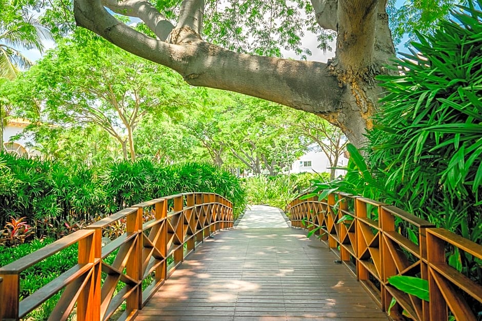 Vallarta Gardens Beach Front Hotel & Residences