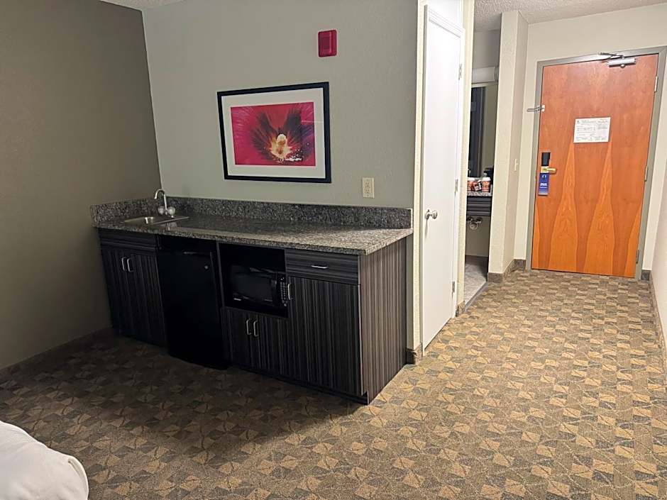 Comfort Inn Huntington near University area