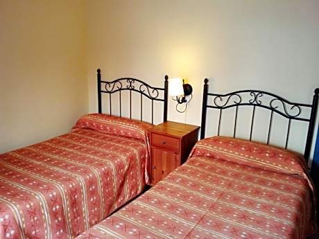 Twin Room with Shared Bathroom