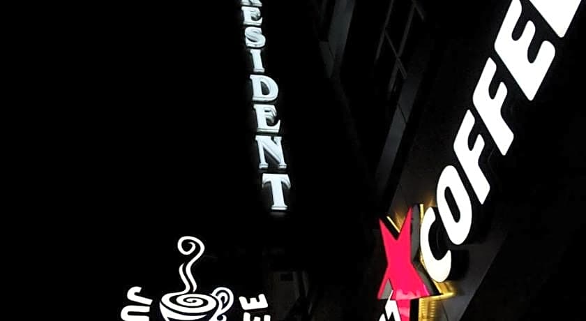 Hotel Grand President