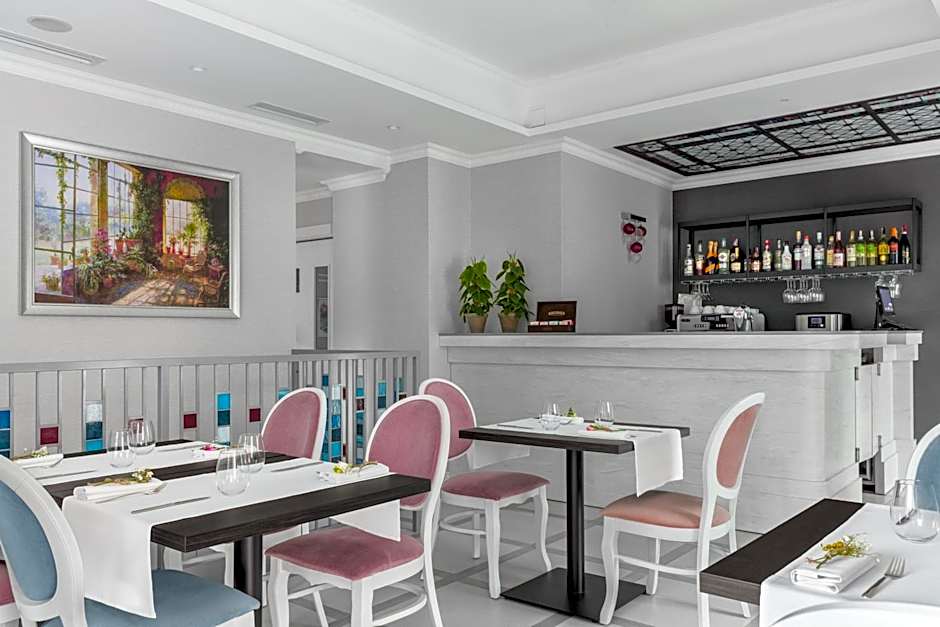 Merci Boutique Hotel