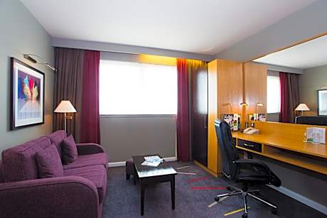 Standard King Room with Sofa Bed