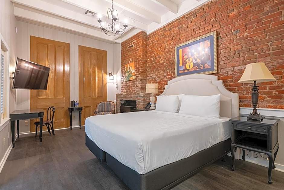 French Quarter Suites Hotel