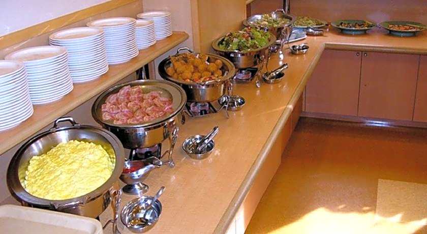 Hotel Route Inn Tsubamesanjo Ekimae