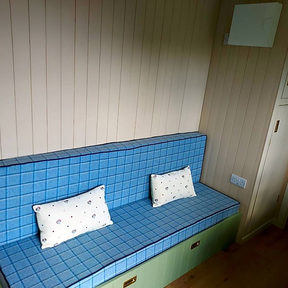 Abbeyview House B&B and Glamping