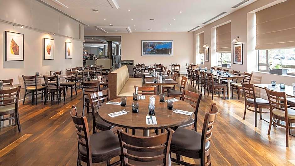 DoubleTree by Hilton Swindon