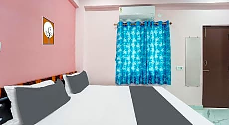 Hotel O R K Marriage Hall and Guest House