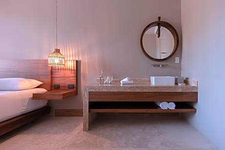 Double Room with Balcony and Sea View