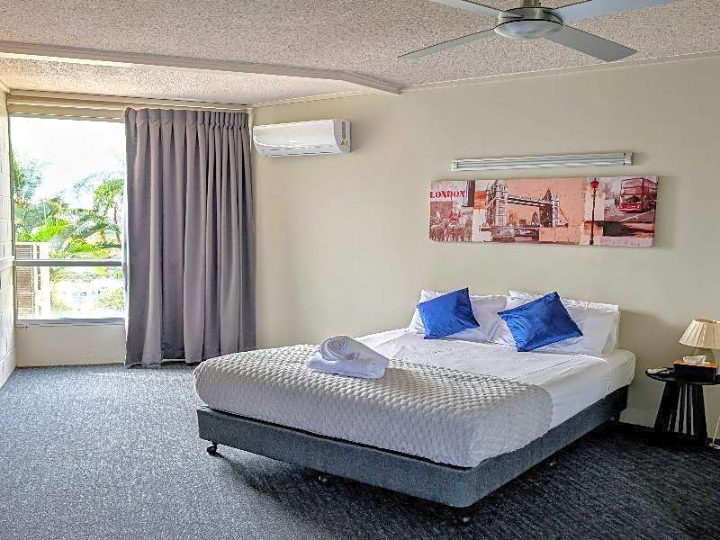Camelot Motel