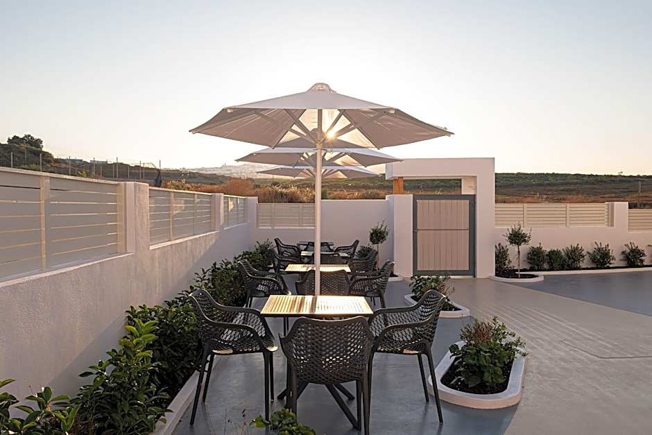 Santoterra Antigua Suites