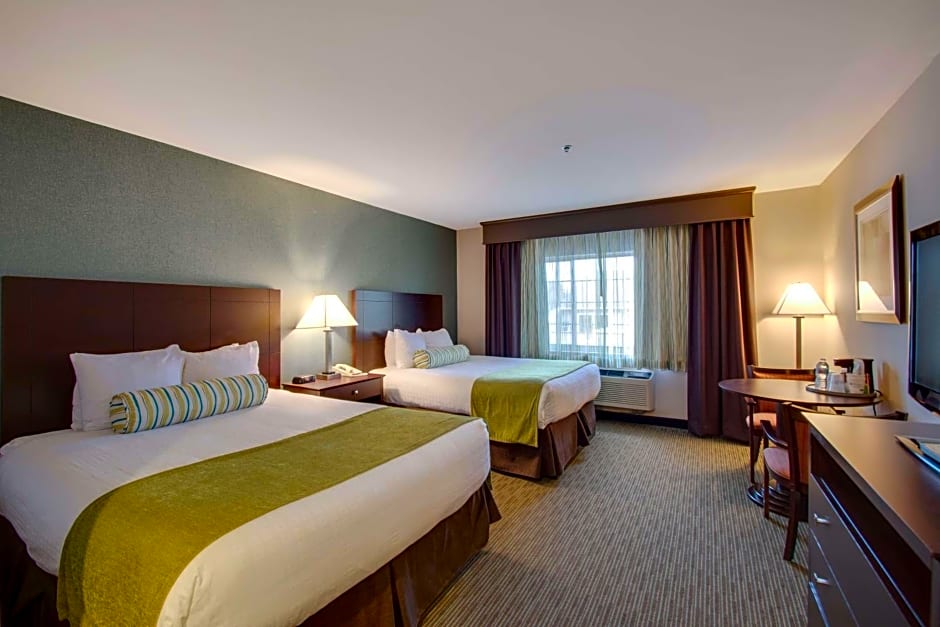 Best Western Plus, The Inn at Hampton