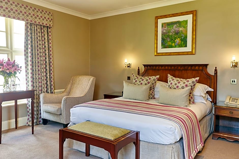 Photo 1 of 5 of Junior Suite