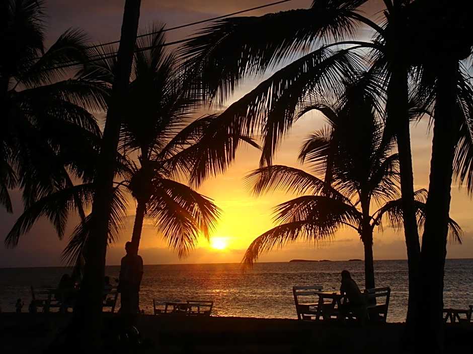 Hotel Playa Colibri