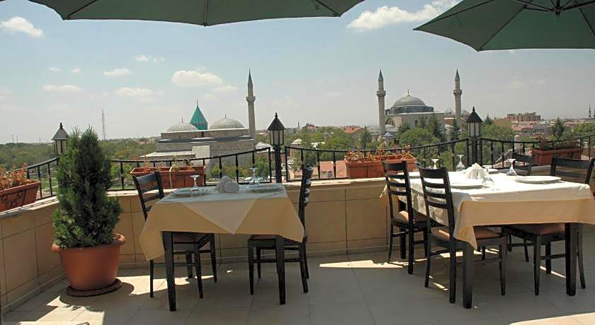 Rumi Hotel