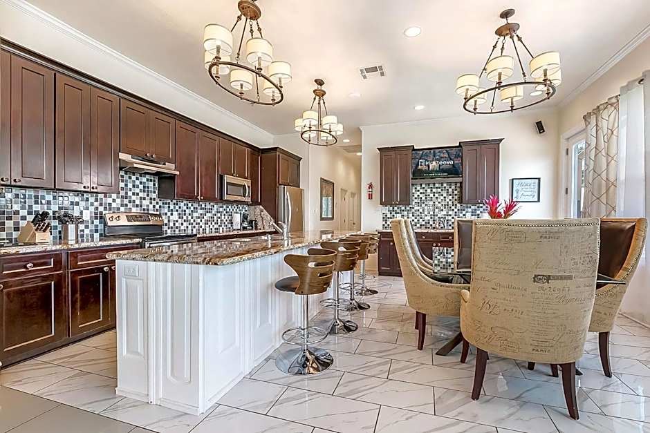 Modern, Spacious Condos with Luxury Amenities