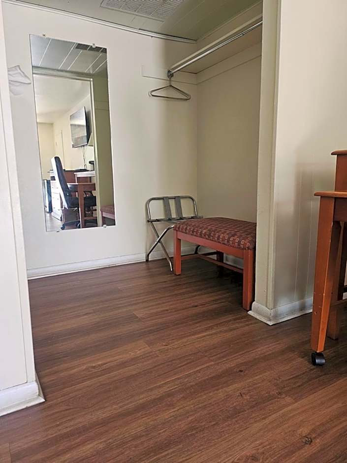 The Budget Inn Express