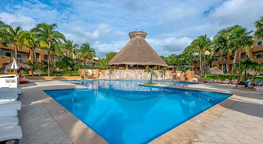 Viva Azteca by Wyndham, A Trademark All Inclusive Resort