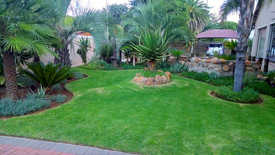 Nkwasi Lodge – Parys, CA