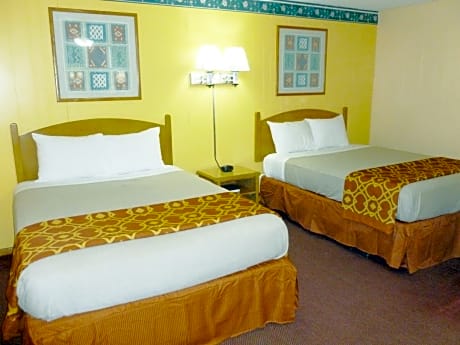 Queen Room with Two Queen Beds - Non-Smoking