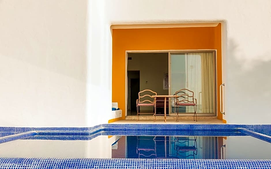 Camino Real Zaashila Huatulco