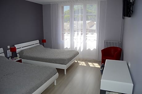 Classic Quadruple Room