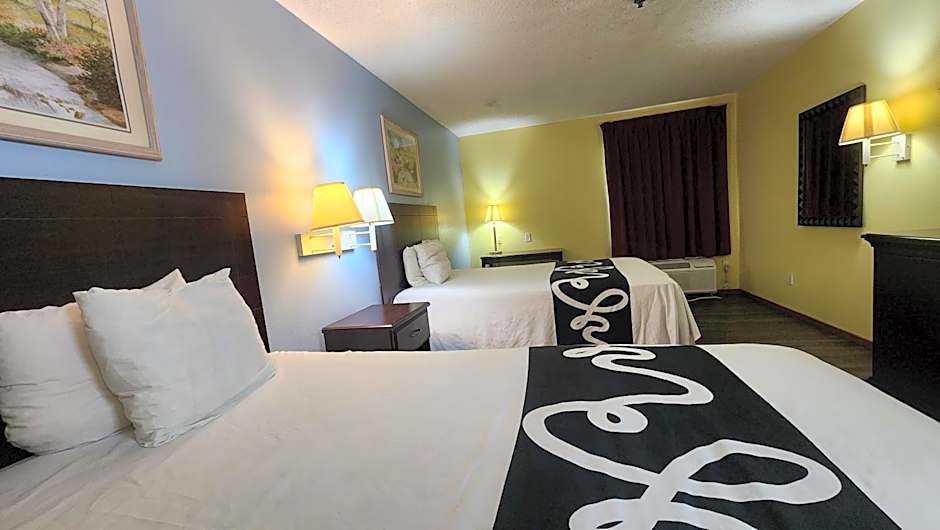 Fairway Inn La Porte