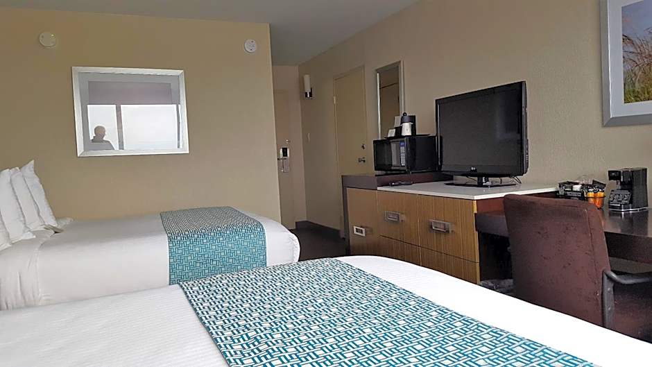 Wyndham Garden Kenosha Harborside