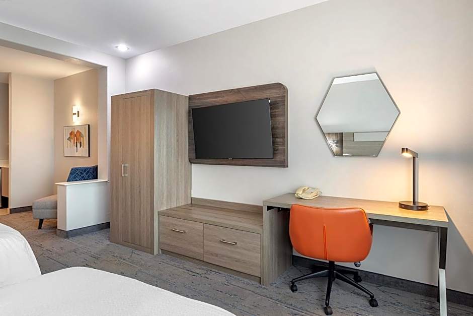 Holiday Inn Express Hotel and Suites Alice By IHG