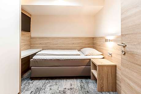Family Room plus