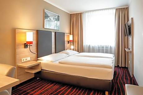 Double Room Cozy City (no air-condition)