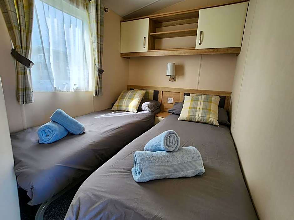 Europa Willow Pitch 29 Creek Caravan Park dog friendly