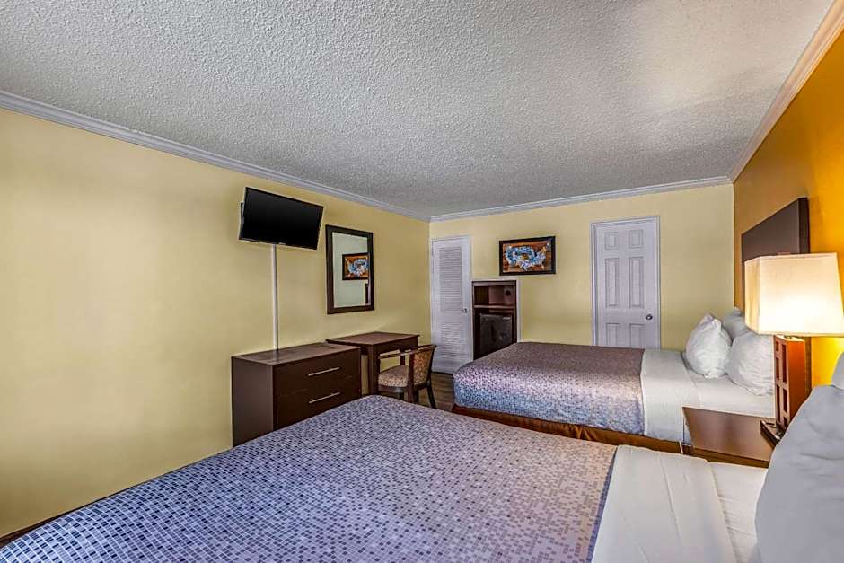 Econo Lodge Beach And Boardwalk