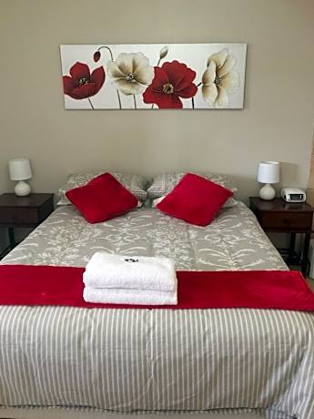 Queen Suite with Spa Bath