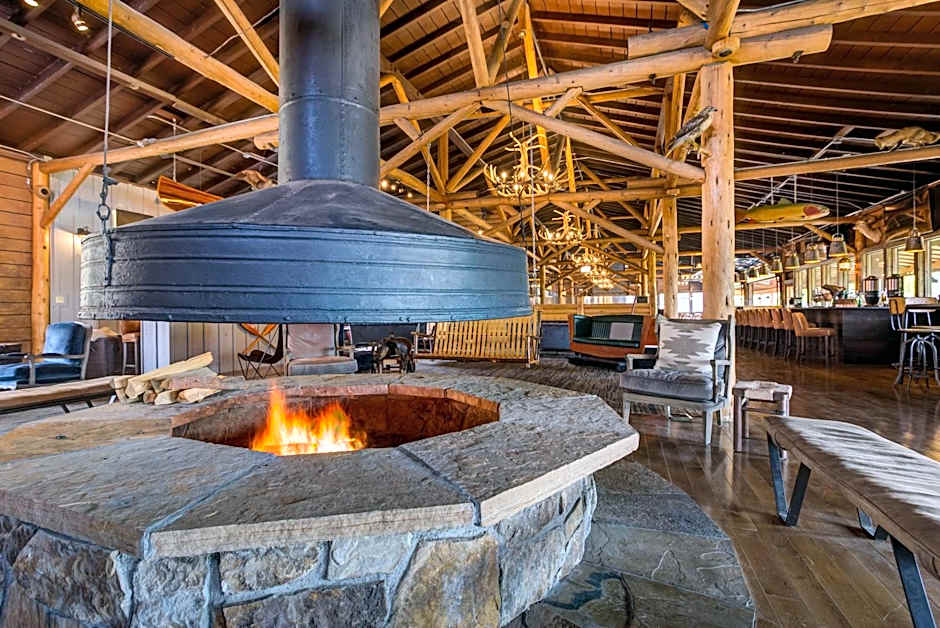 Grand Lake Lodge
