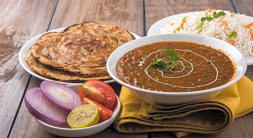 Super Townhouse Galleria Market Near Golf Course Road